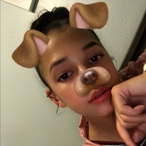 Meet your Posher, Victoria